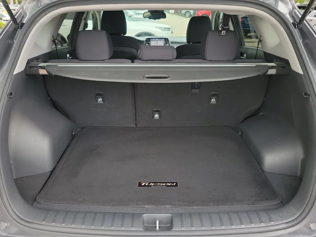 Used 2021 Gray Hyundai Value image 8