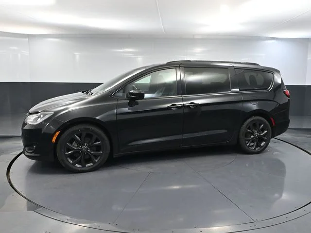 2019 Chrysler Pacifica Touring L Plus - Photo 11