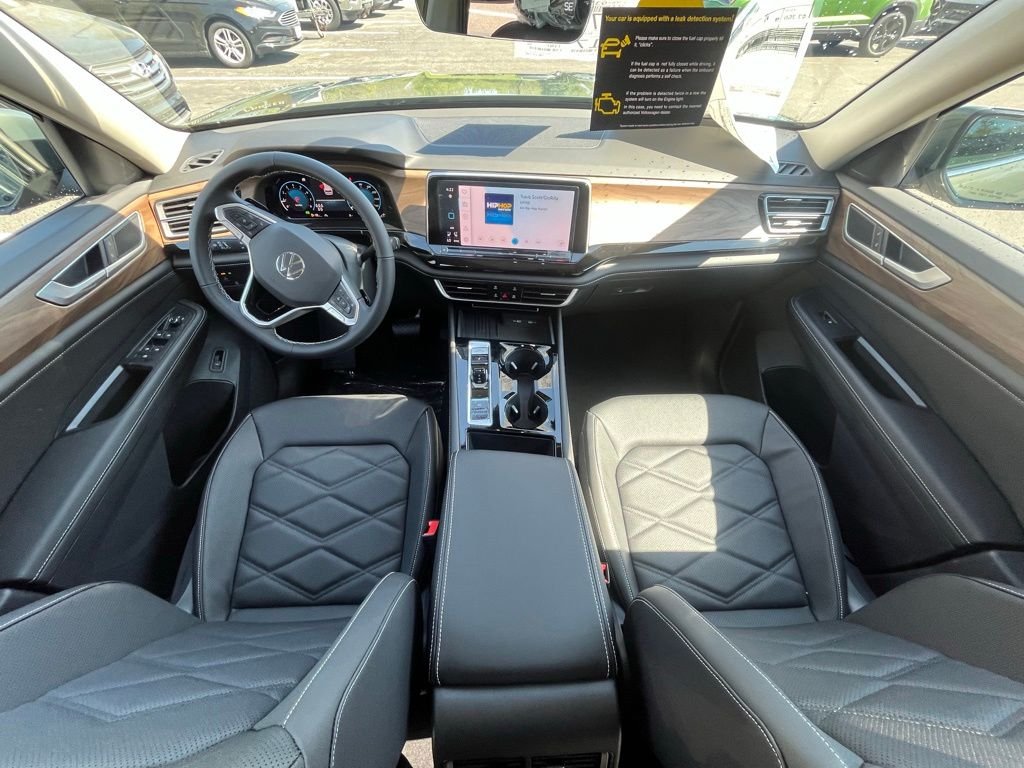 New 2026 Green Volkswagen 2.0T SE w/Technology image 12