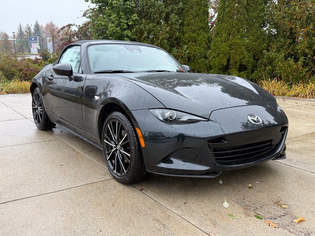 2026 Mazda MX-5 Miata Grand Touring