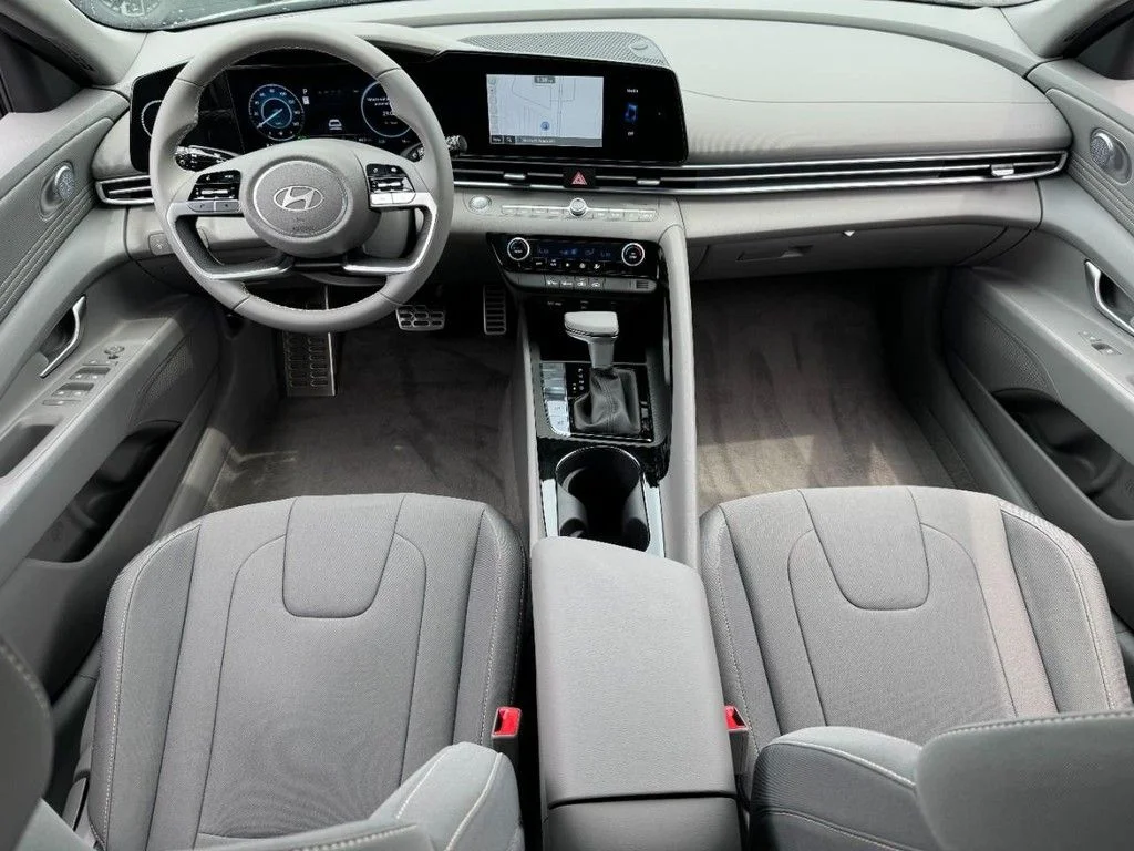 2025 Hyundai Elantra Blue - Photo 6