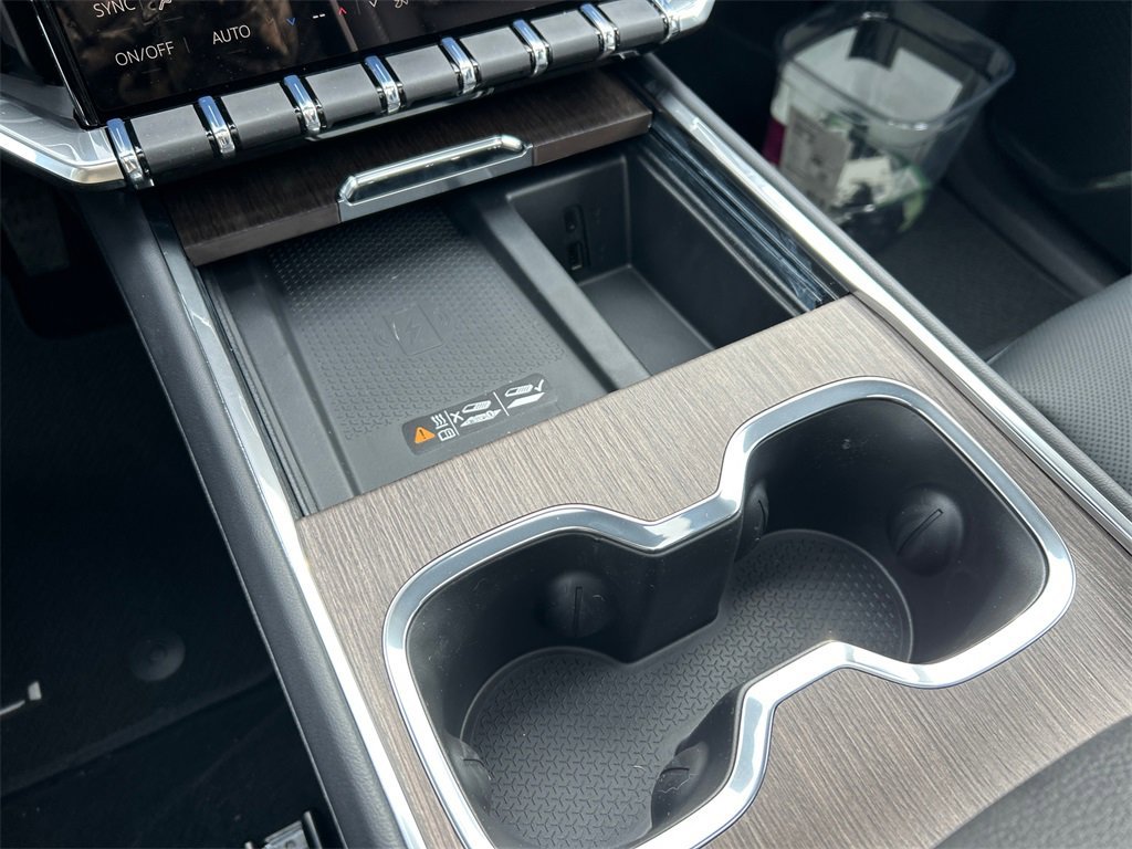 2026 GMC ACADIA - Image 26