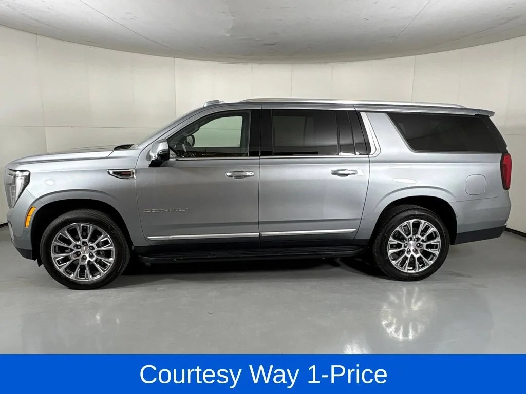 Used 2025 Sterling Metallic GMC Denali image 6