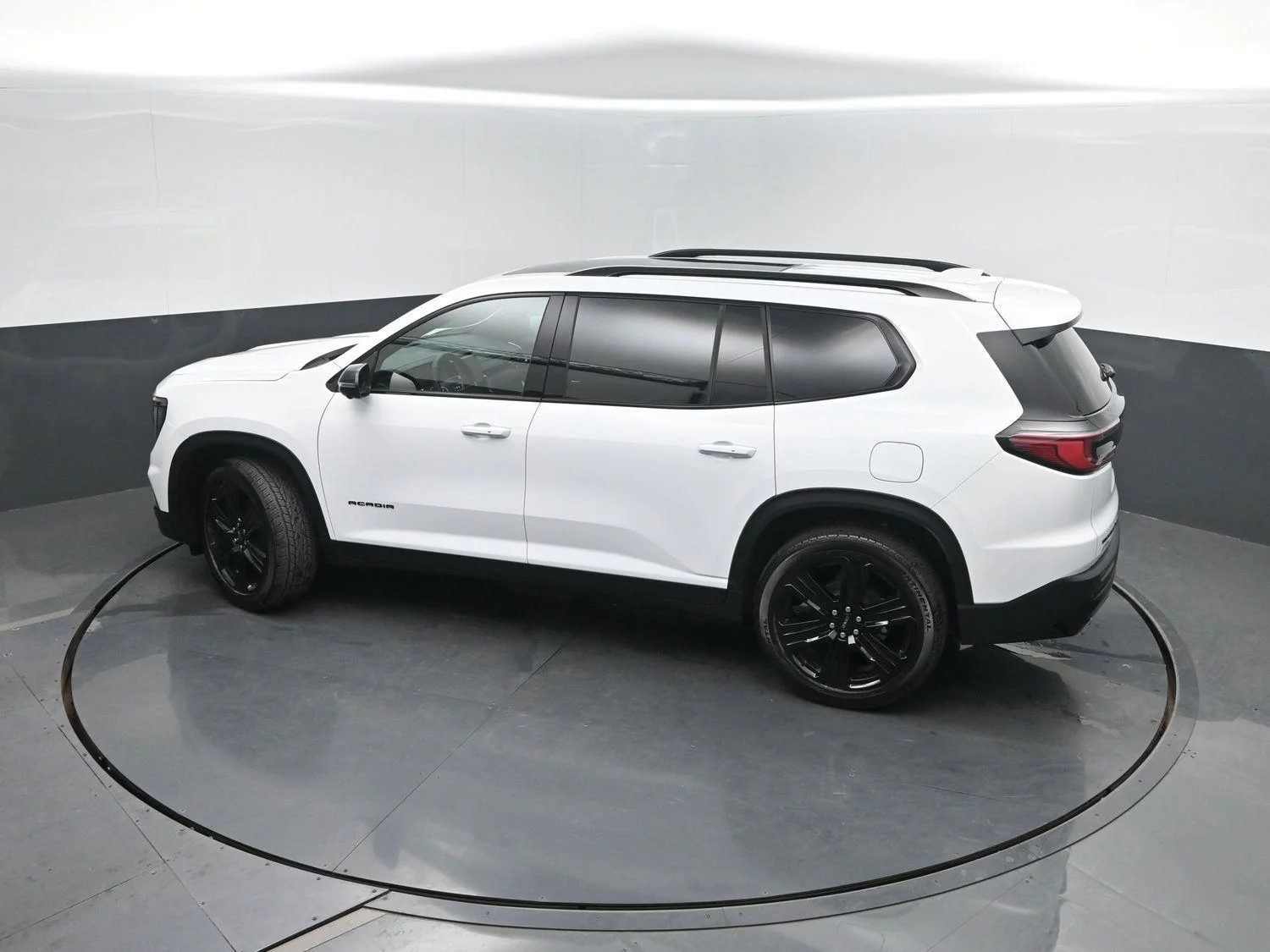 New 2026 Summit White GMC Elevation image 41