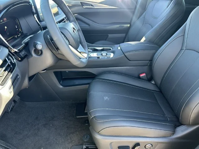 New 2027 GRAPHITE SHADOW INFINITI Luxe AWD image 20
