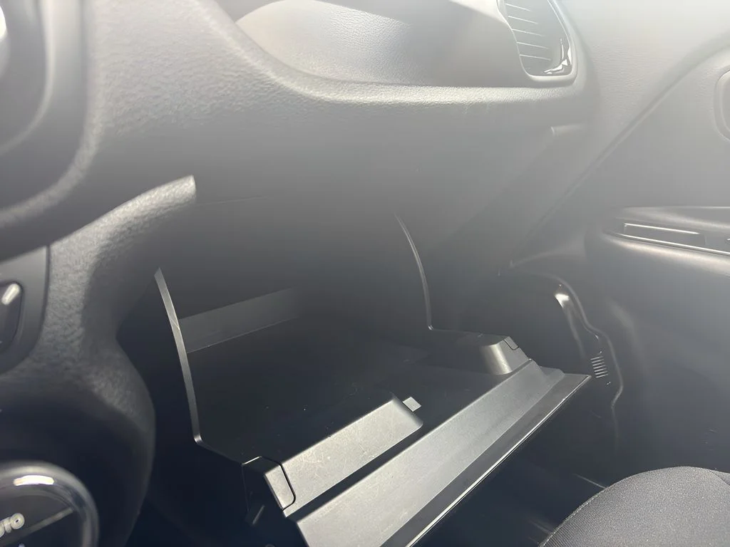 Used 2017 Alpine White Jeep Altitude image 25