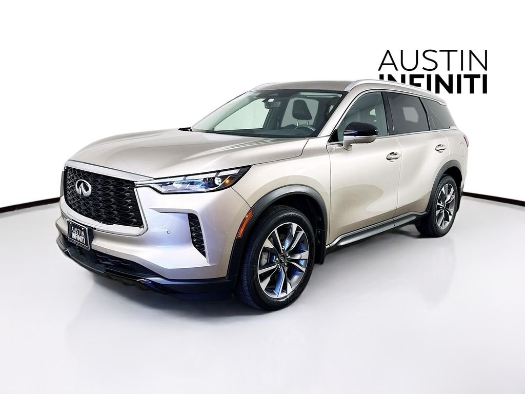 2023 Infiniti QX60 Luxe photo 3