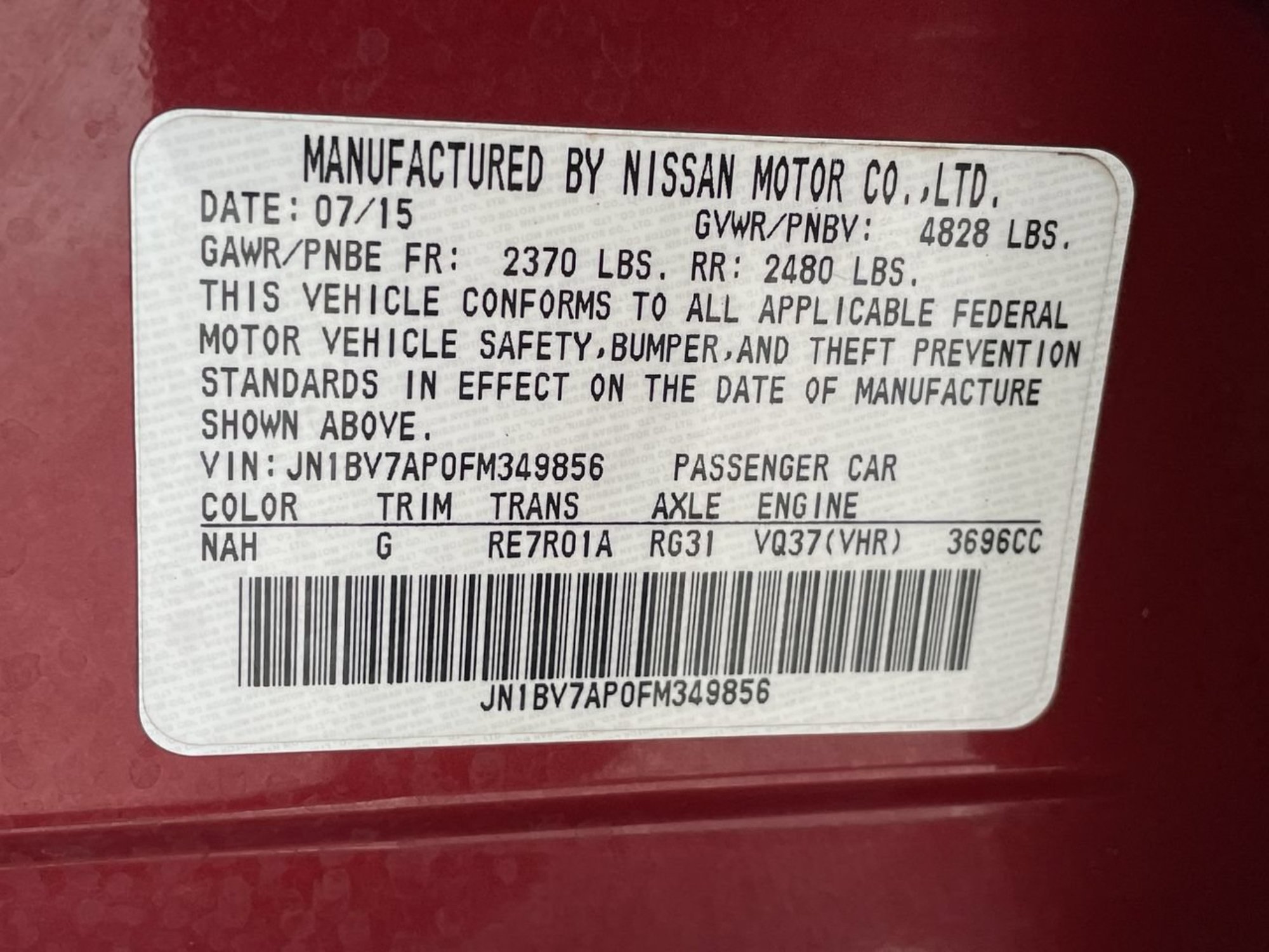 Used 2015 Venetian Ruby INFINITI Sport image 31