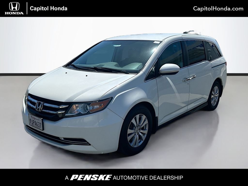 2016 Honda Odyssey SE's photo