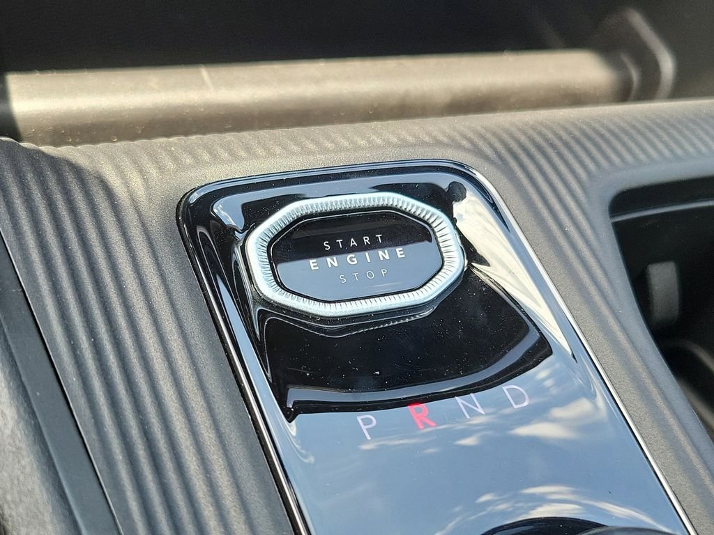 New 2026 Silver Zynith Clearcoat Jeep Laredo image 26
