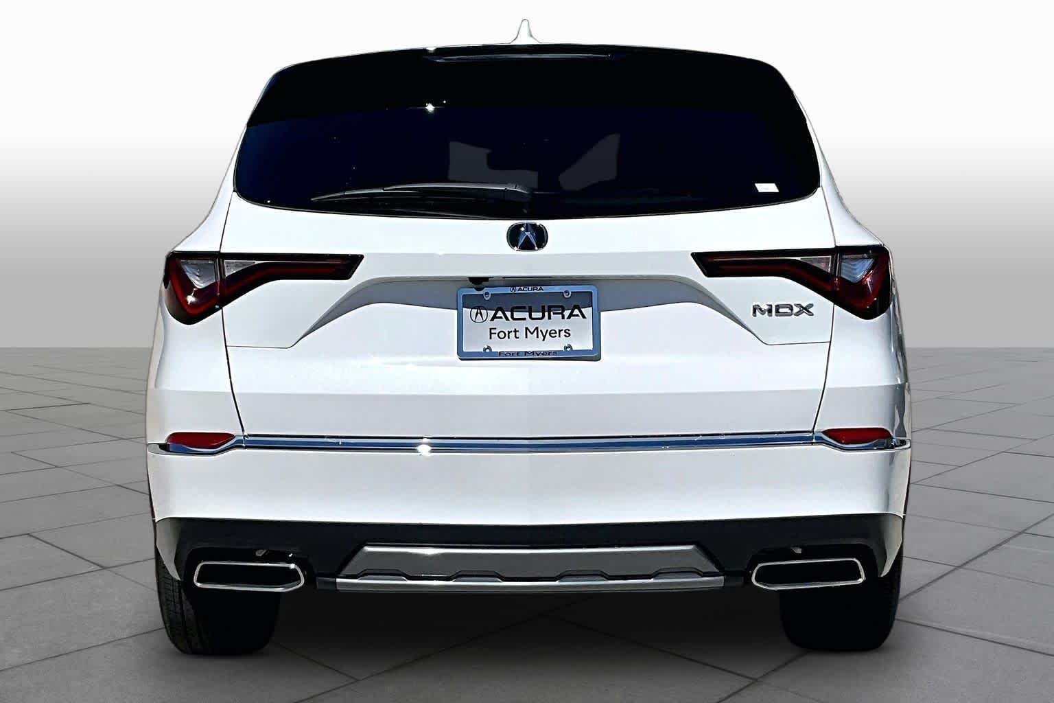 Used 2026 Platinum White Pearl Acura  image 5