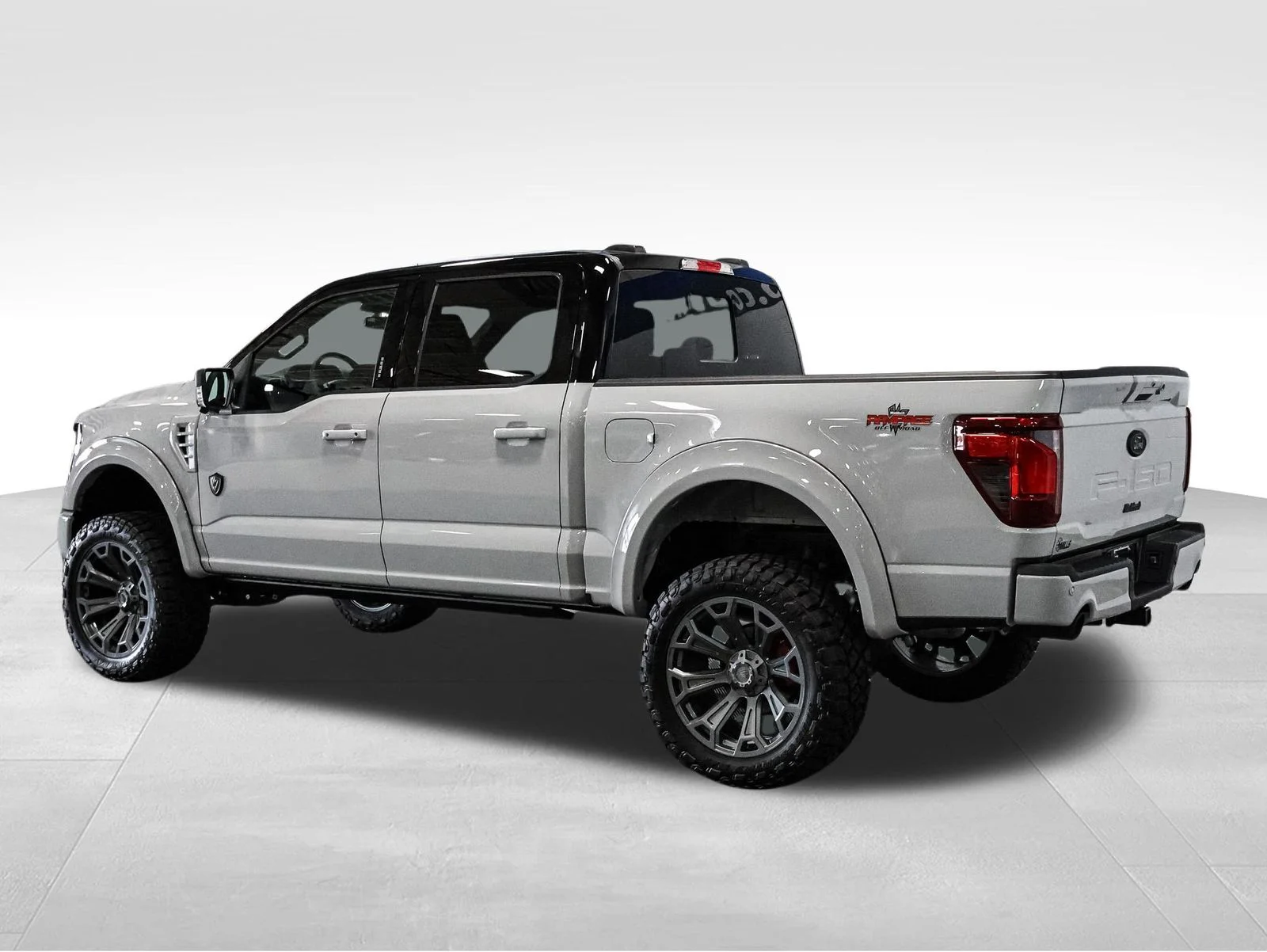 New 2026 White Ford XLT image 4