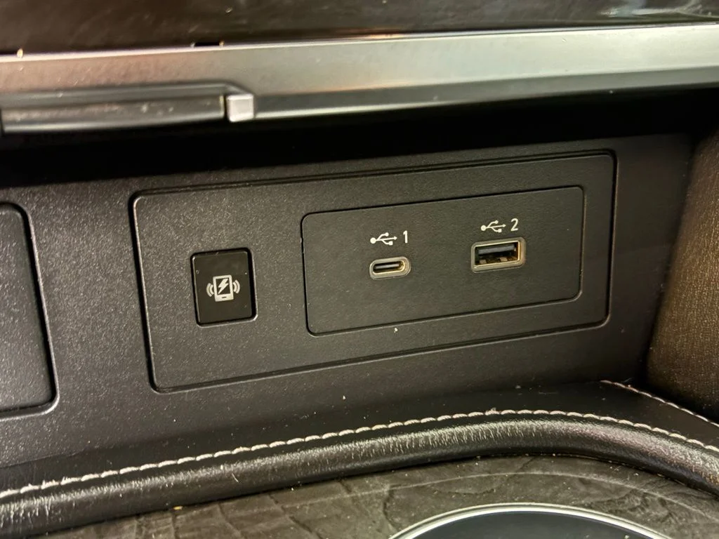 Used 2023 Black INFINITI LUXE image 35