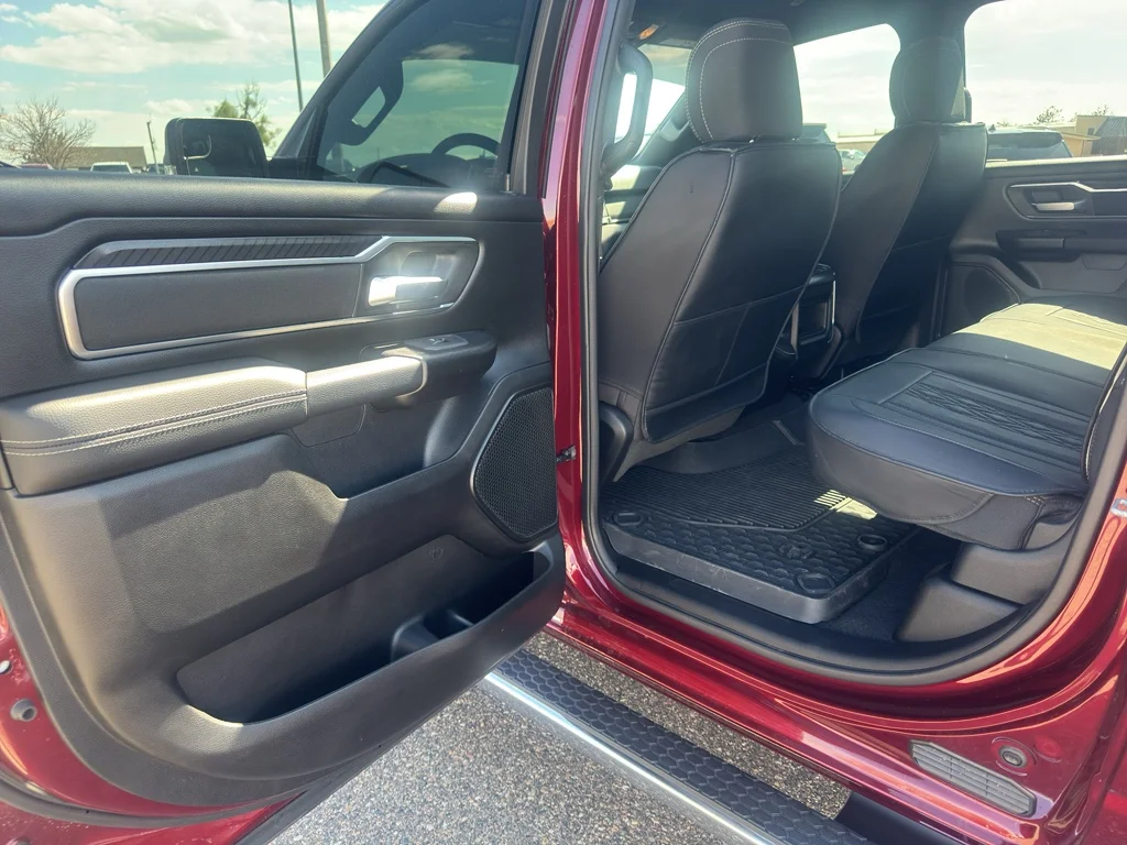 Used 2025 Delmonico Red Pearlcoat Ram Big Horn image 12