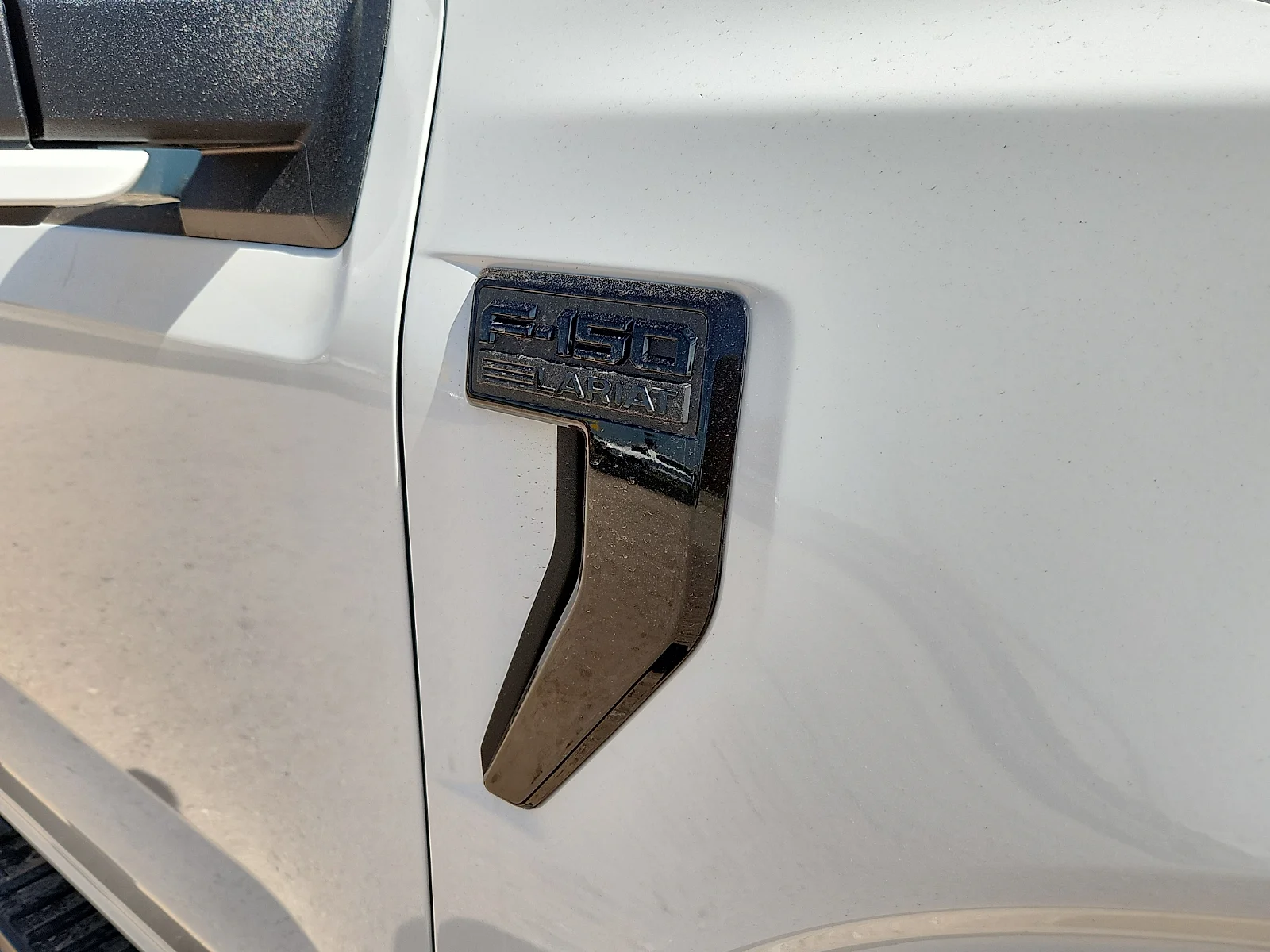 New 2026 Oxford White Ford Lariat image 10