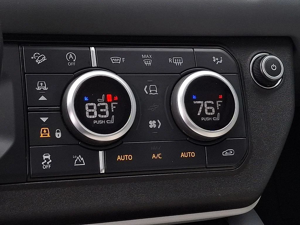 Certified Used 2023  Land Rover X-Dynamic SE image 21