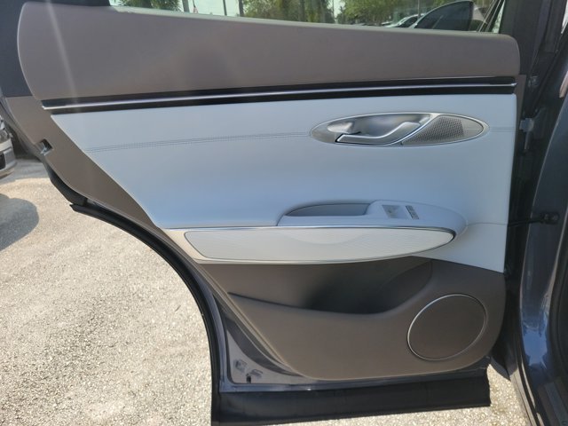 2026 GENESIS GV70 Advanced - Photo 10