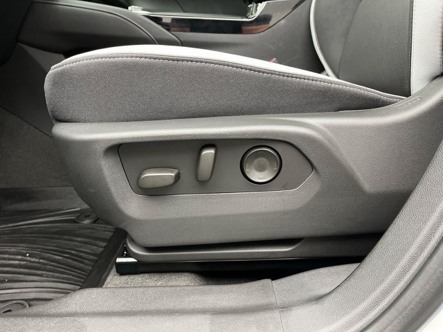 Used 2026 Summit White Buick Sport Touring image 12