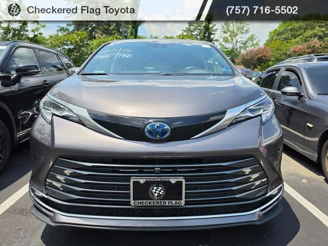 Used 2023 Predawn Gray Mica Toyota Platinum image 2