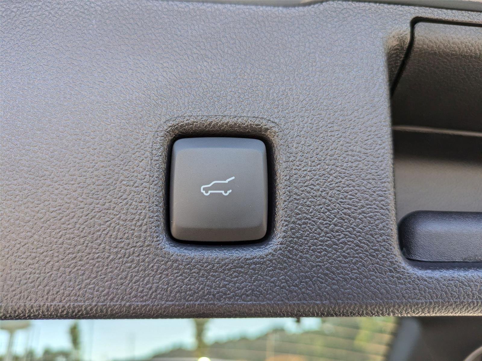 New 2025 Vapor Blue Metallic Ford PHEV image 34