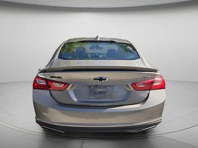 Used 2022 Gray Chevrolet RS image 5