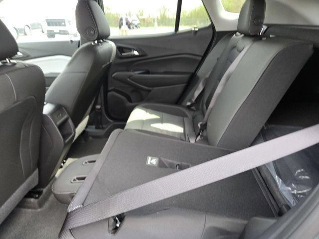 2026 Chevrolet Trax LT - Photo 18