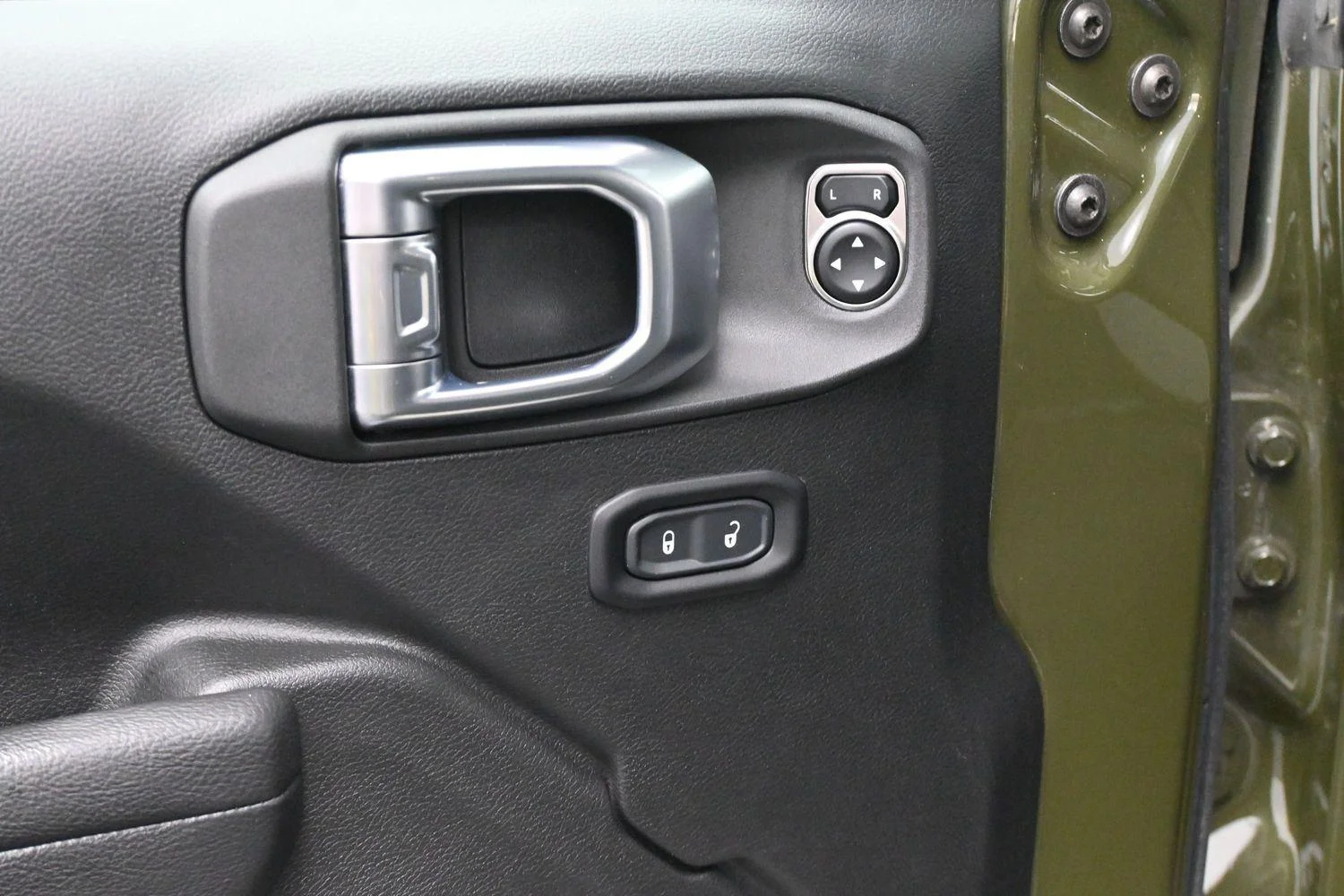 Used 2023 Sarge Green Clearcoat Jeep Sport image 12