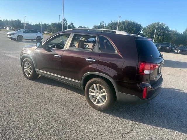 Used 2014 Red Kia LX image 14