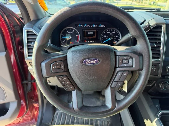 Used 2017 Red Ford XLT image 14
