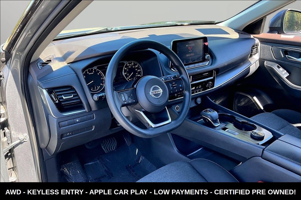 Used 2021 Gray Nissan SV image 21