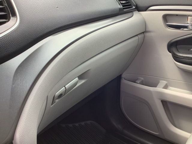 Used 2020 Gray Honda EX-L image 37