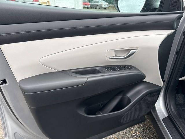 New 2026 Shimmering Silver Hyundai SEL AWD image 19