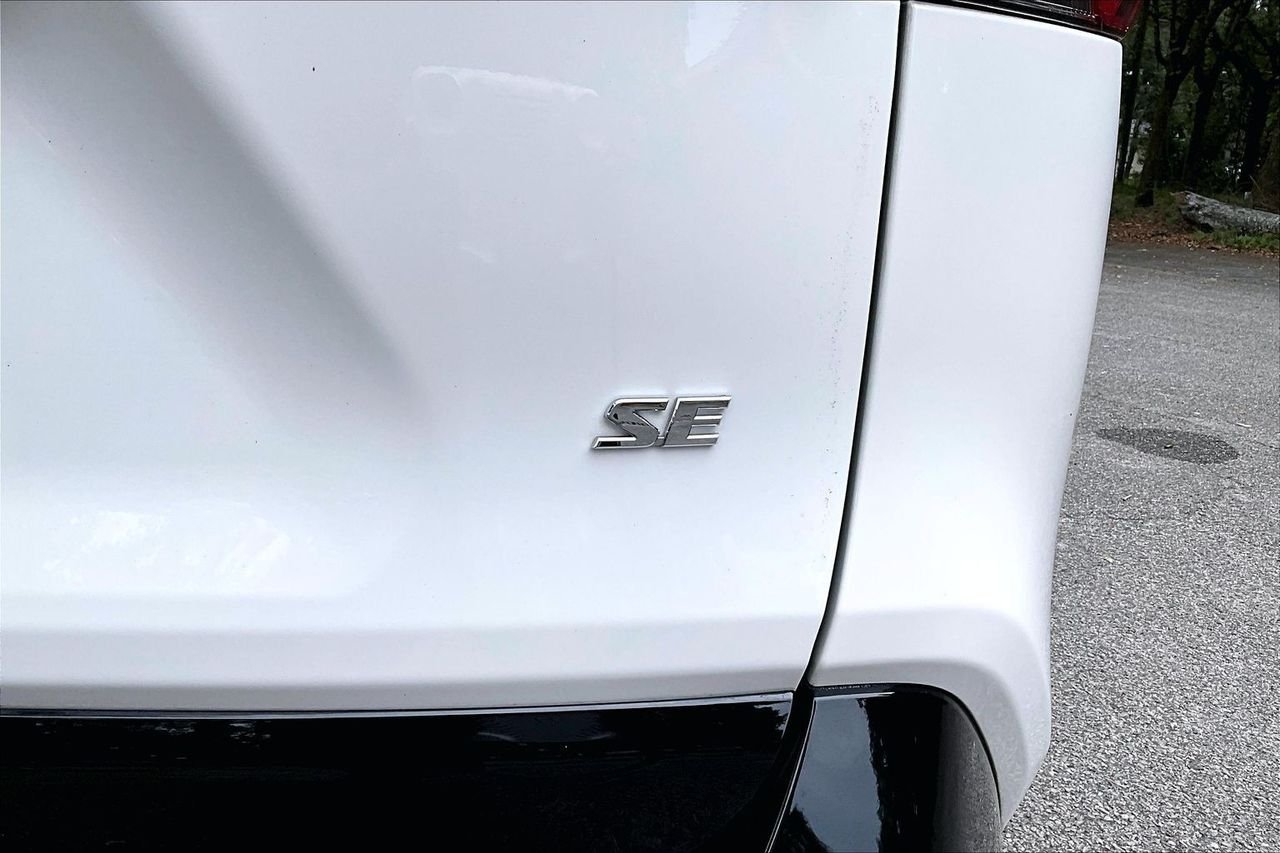 Used 2024 White Toyota SE image 21