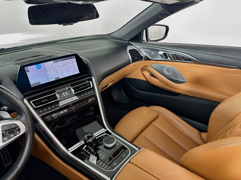 Used 2022 White BMW M850i xDrive image 23