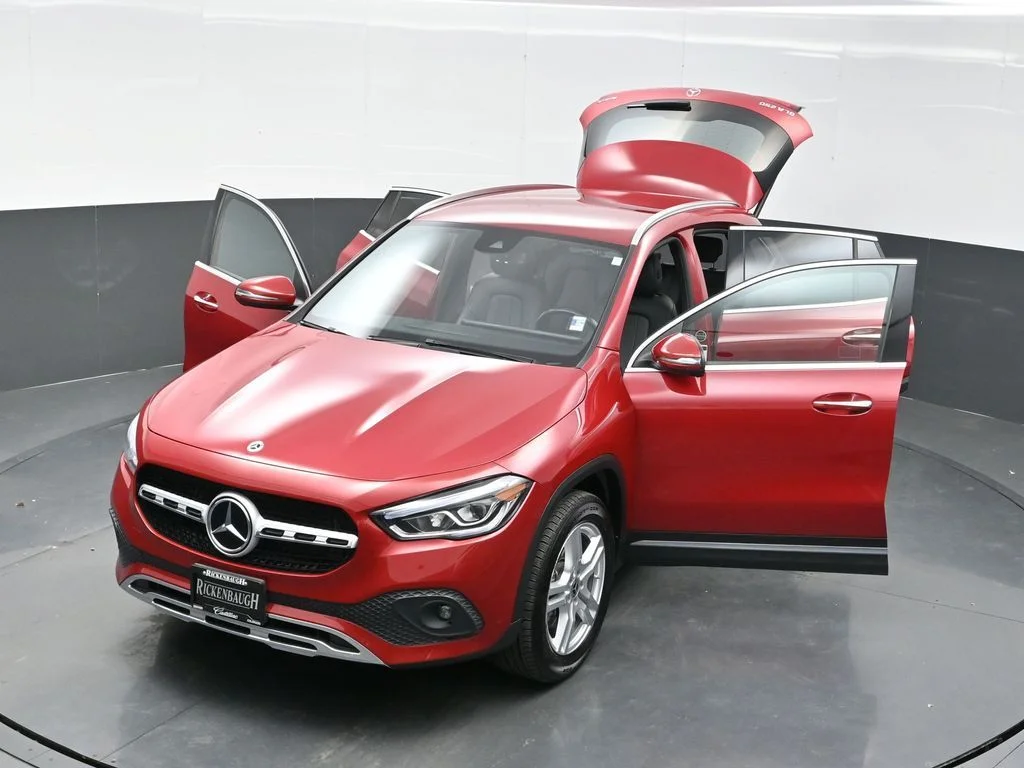 Used 2022  Mercedes-Benz GLA 250 image 27