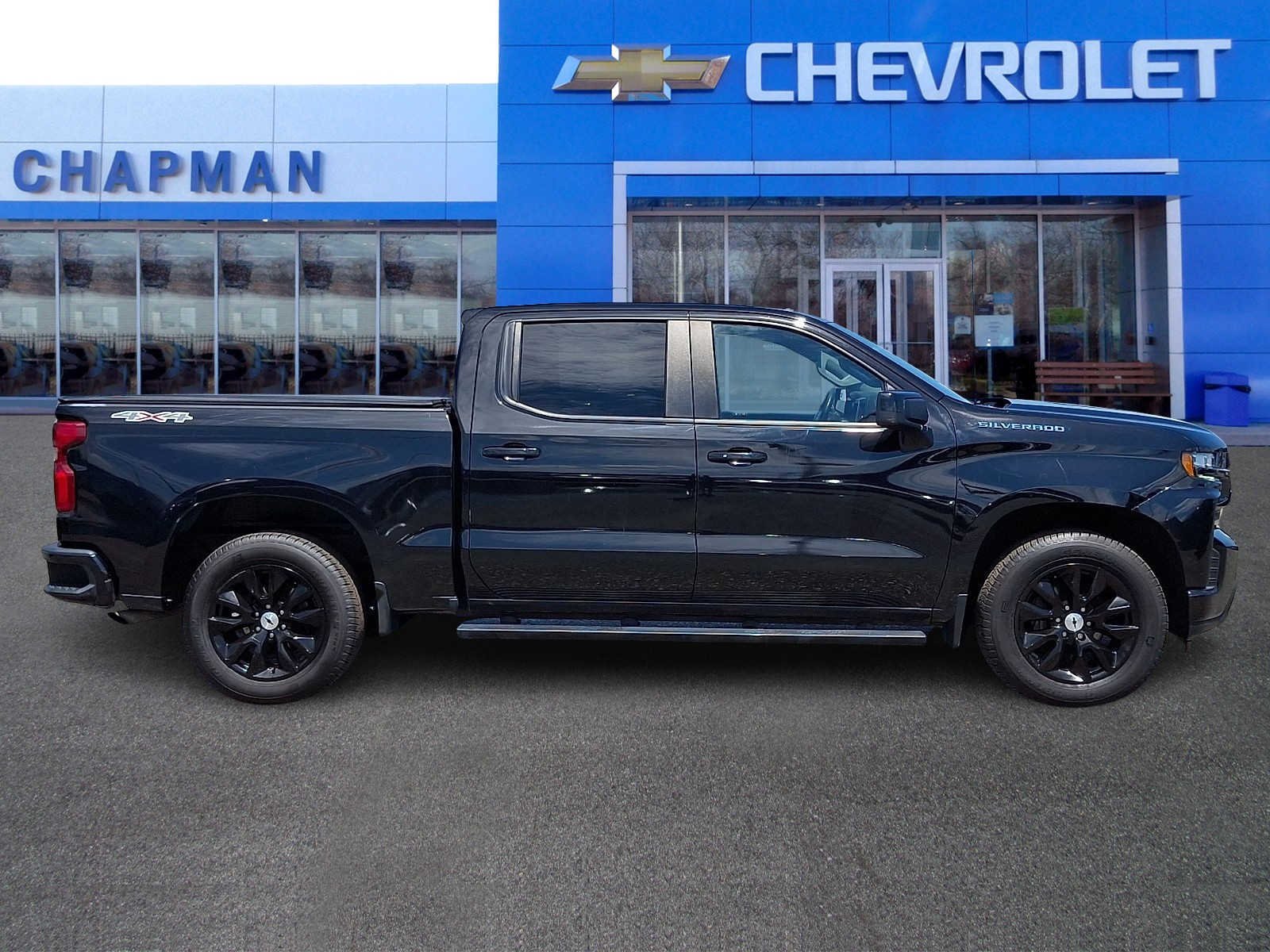 Used 2021 MOSAIC BLACK METALLIC Chevrolet RST image 7