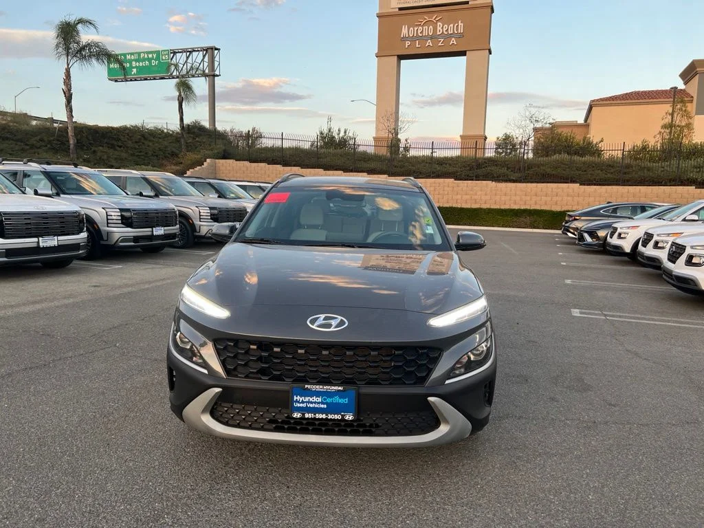 Used 2023 Gray Hyundai SEL image 2