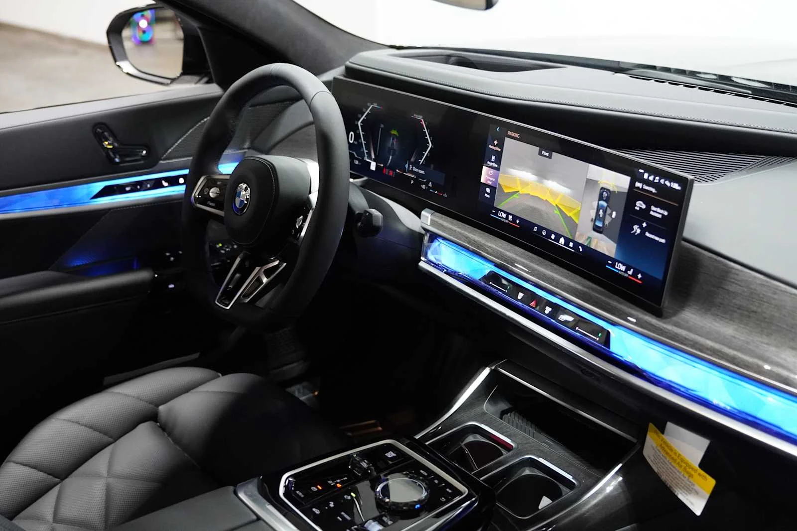 New 2026 Black Sapphire Metallic BMW 740i image 14