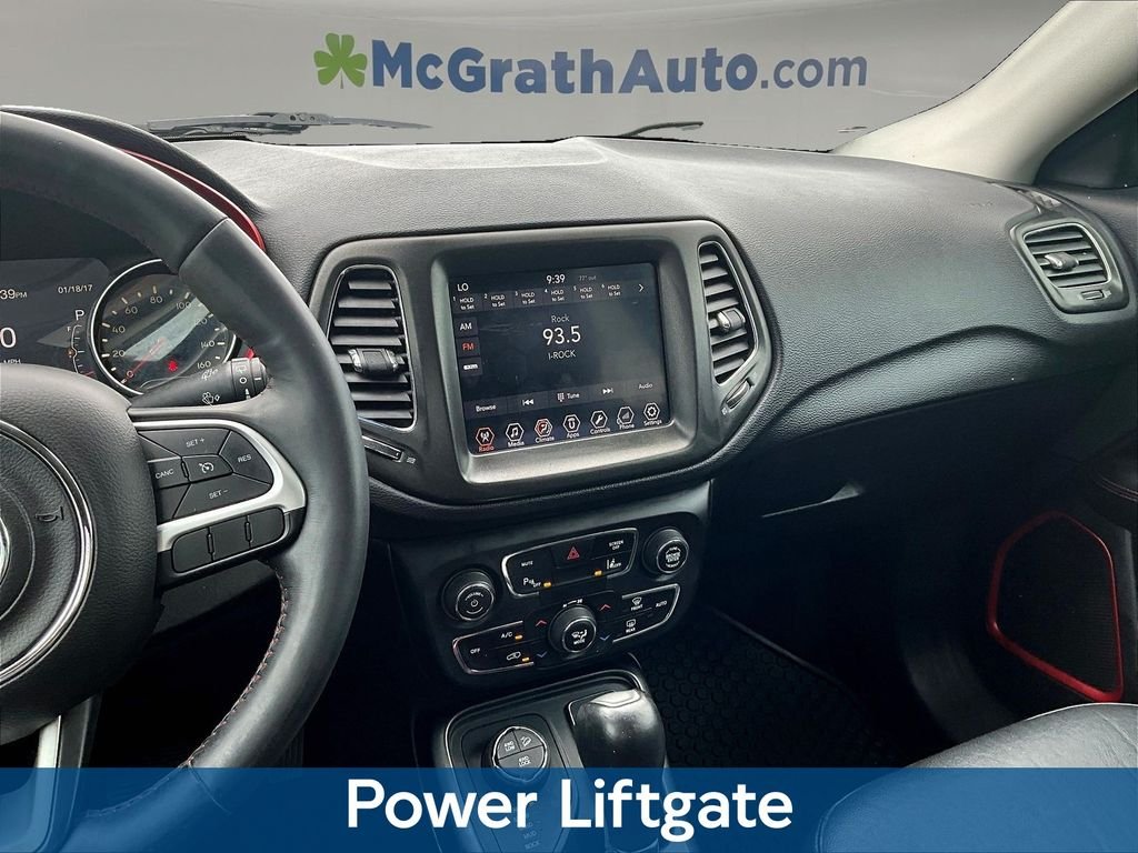 Used 2018 White Jeep Trailhawk image 12