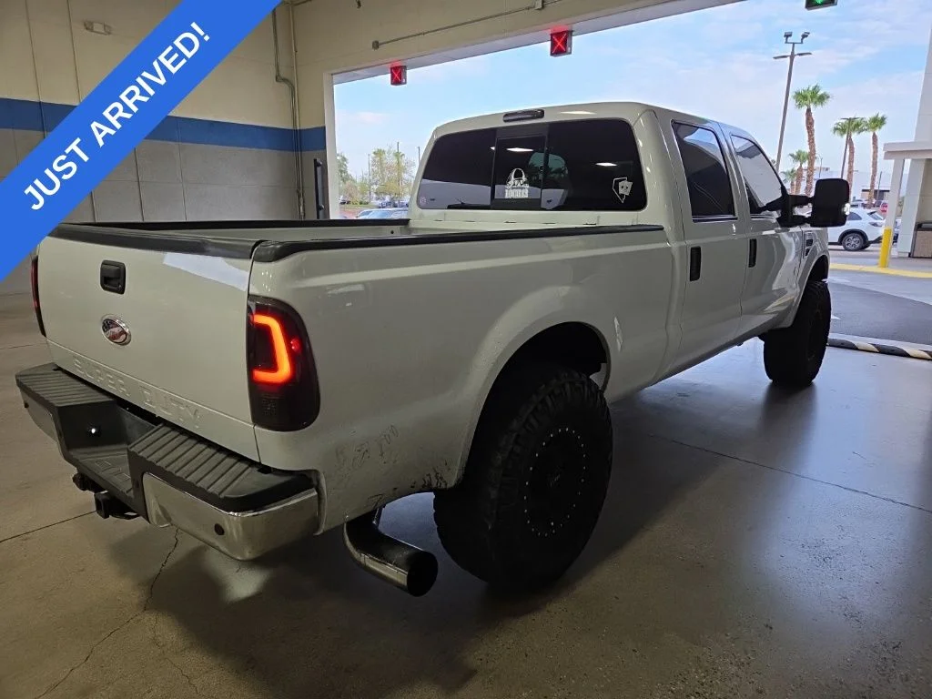 Used 2010 Oxford White Ford XLT image 3