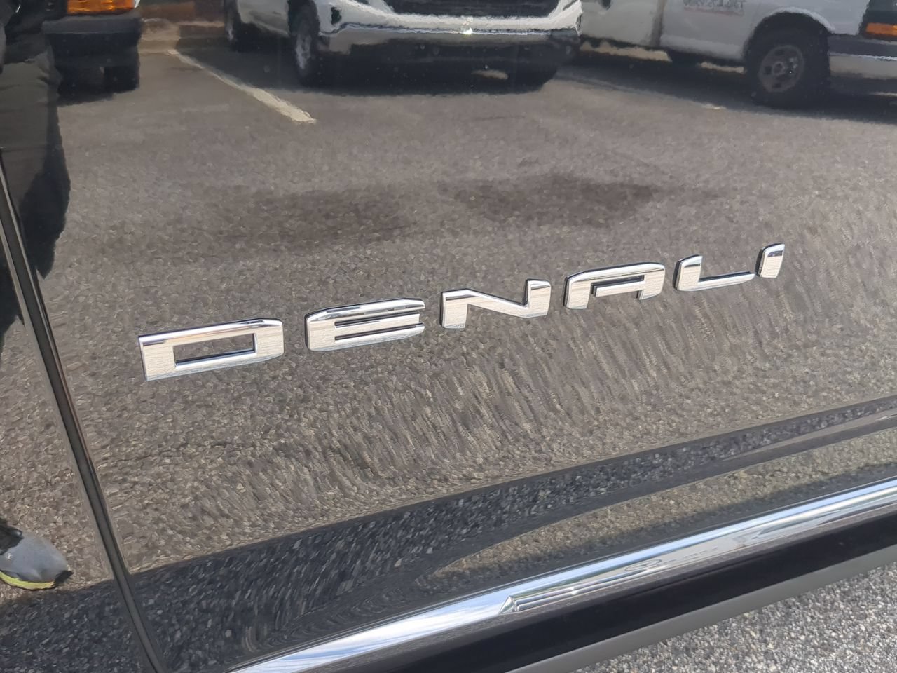 New 2026 Onyx Black GMC Denali Ultimate image 33