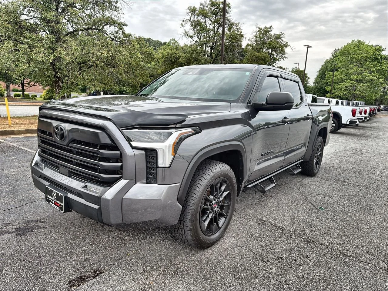Used 2022 Gray Toyota SR5 image 4