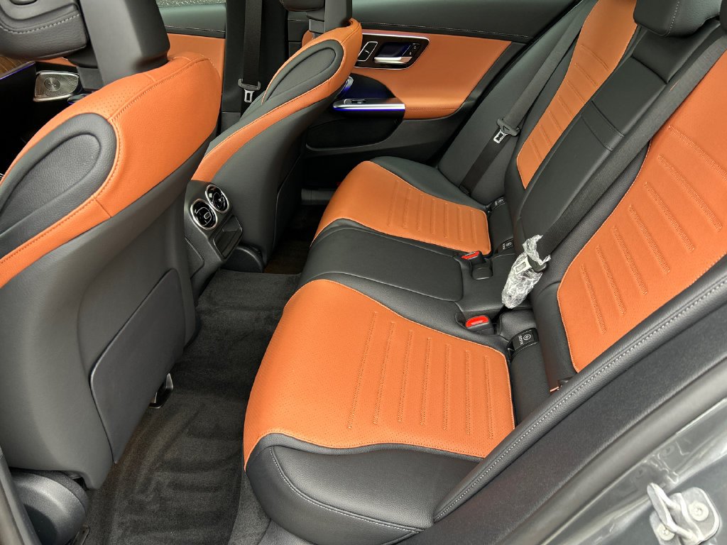 New 2026 Selenite Grey Metallic Mercedes-Benz C 300 image 25