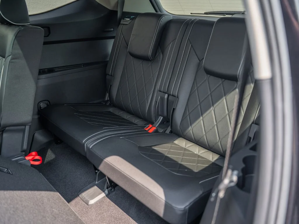 New 2026 Black Volkswagen 2.0T SEL Premium R-Line image 10