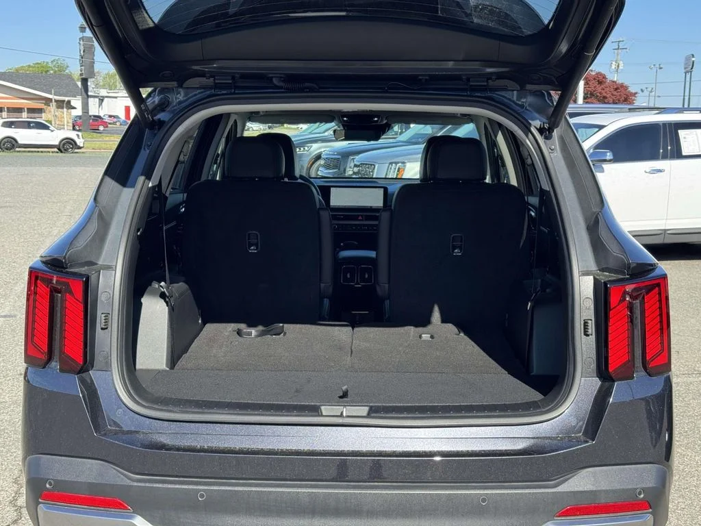 Used 2025 Gray Kia SX image 29