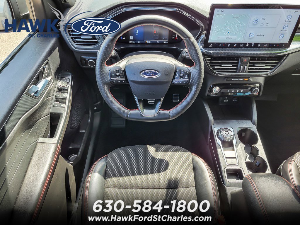 Used 2024 Gray Metallic Ford ST-Line image 10