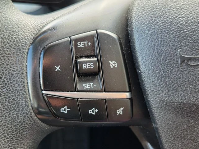 Used 2022 Silver Ford XLT image 21
