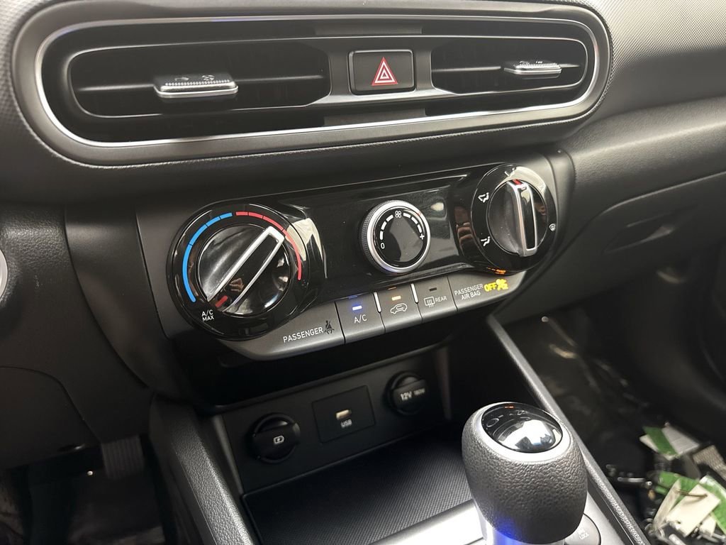 2023 Hyundai Kona SEL - Photo 15