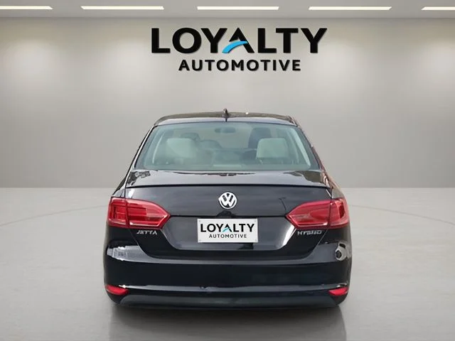 Used 2014 Black Volkswagen SEL image 5