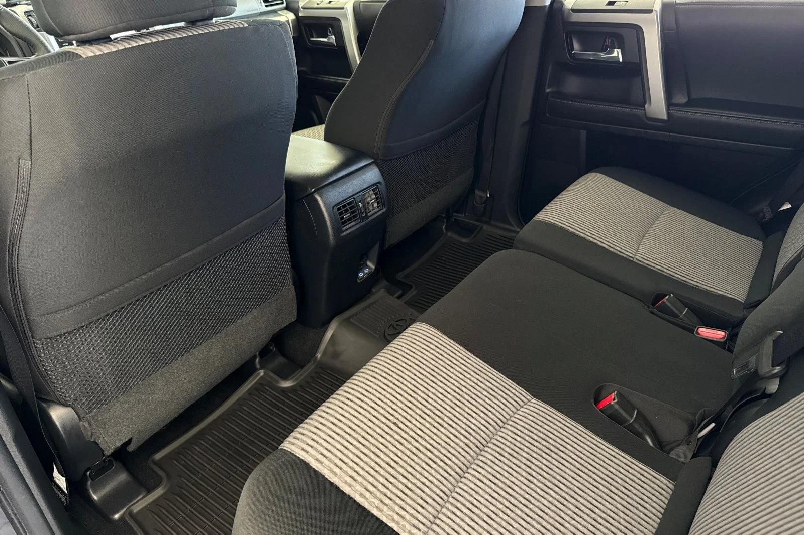 Used 2024 Underground Toyota SR5 image 11